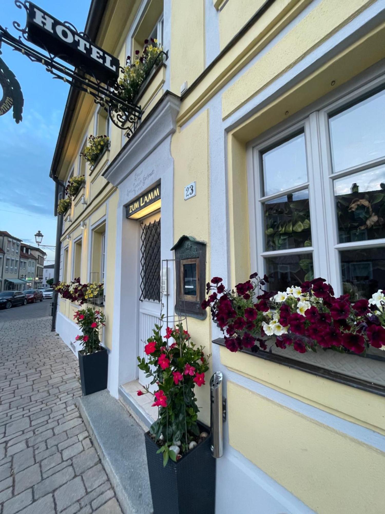 Hotel Zum Lamm Άνσμπαχ Εξωτερικό φωτογραφία